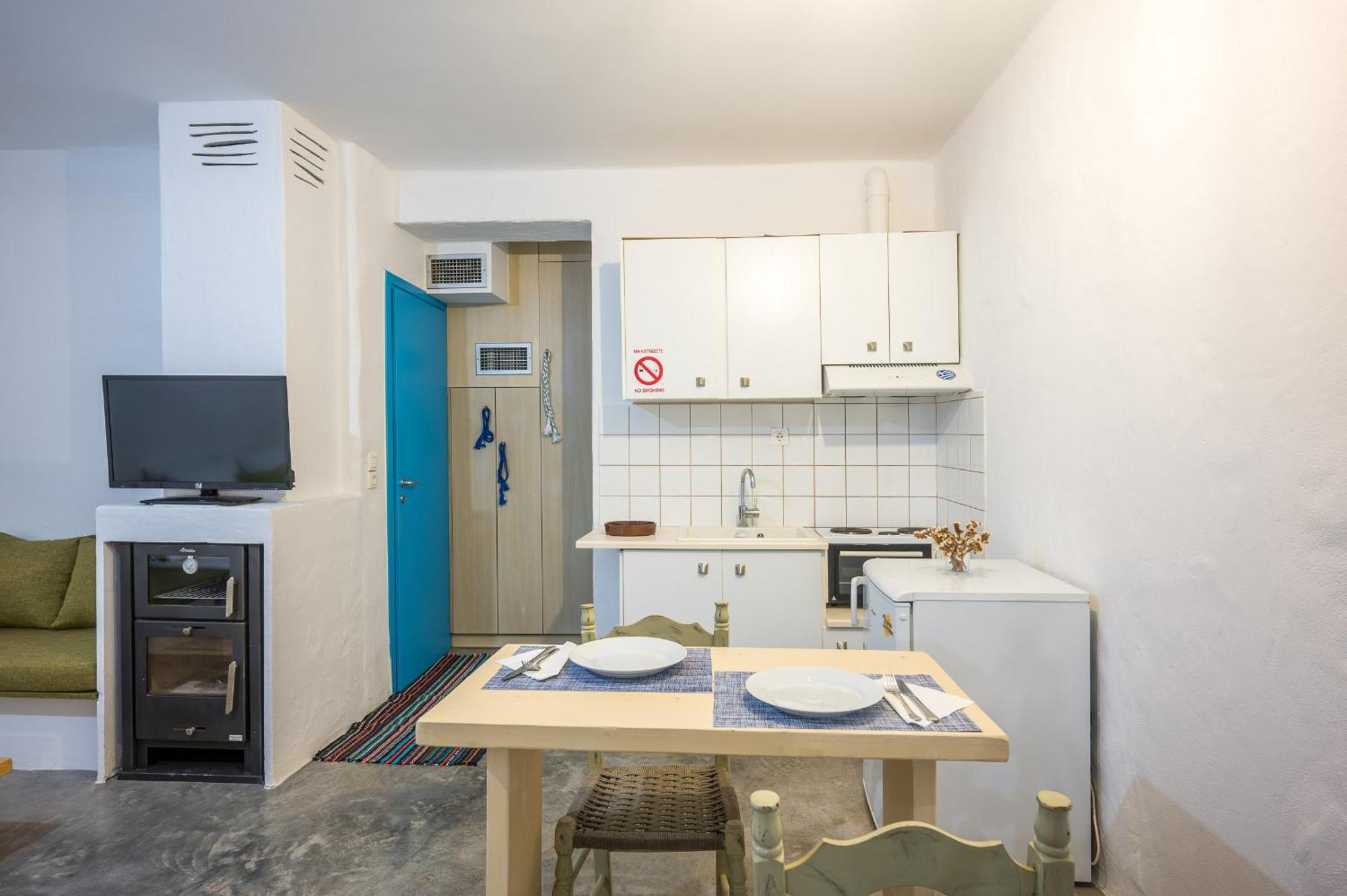 Appartamento Γκαρσονιέρα #1 Candia Esterno foto